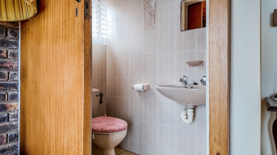 3 Bedroom Property for Sale in Dana Bay Western Cape